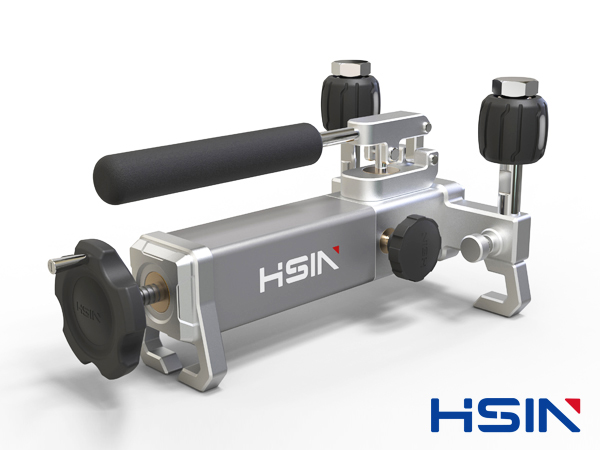 HSIN613便攜式（shì）真空壓力源（-0.095-2.5）MPa